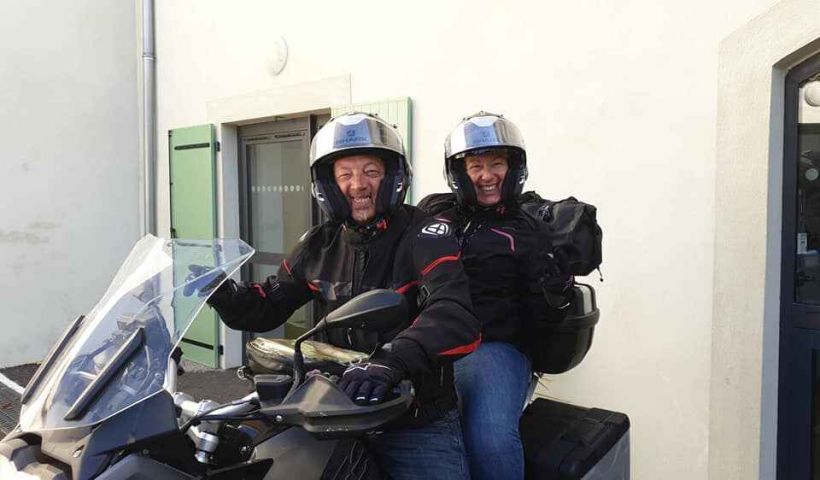 moto-en-couple.jpg -