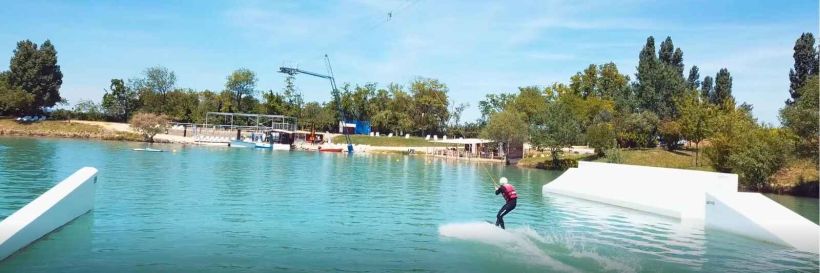 wakeboard-exo84.jpg -