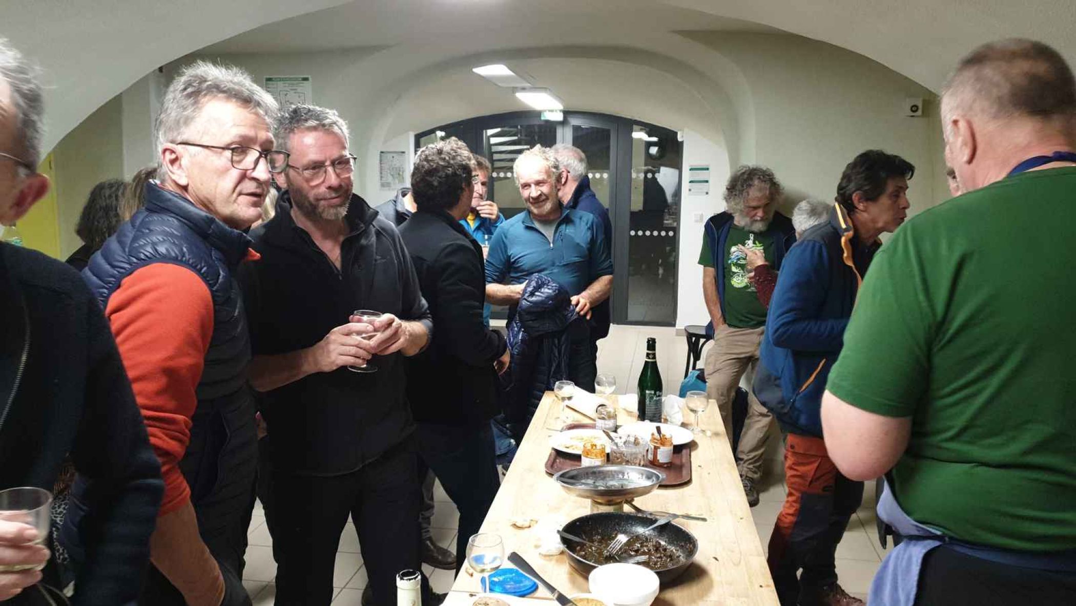 regroupement-speleologiues-du-scvv-2-.jpg -