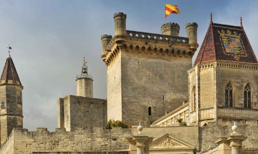 uzes-et-son-duche.jpg -